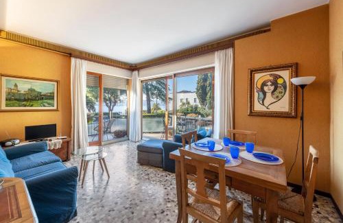 Barbarano Apartment | Spiaggia d'oro Apartment Lake View