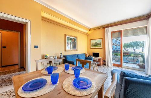 Barbarano Apartment | Spiaggia d'oro Apartment Lake View