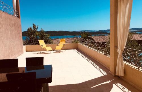 Porto Pozzo Apartment | Splendid Seaview Apartment no 13