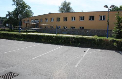Vedomice Hotel | Sporthotel BK Pod Lipou
