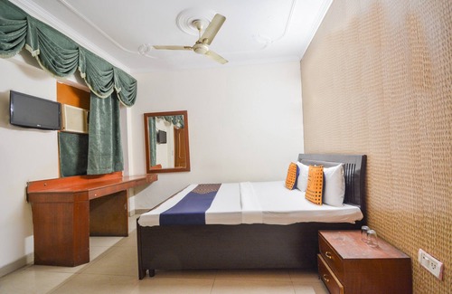 Sector 45 Hotel | SPOT ON 36686 Hotel Om Shanti Palace
