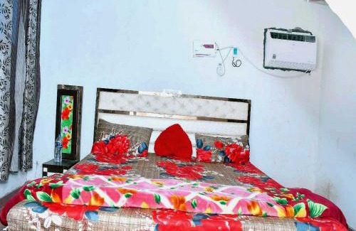 Tijara Hotel | SPOT ON Harsh Hotel
