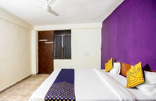 New Delhi Hotel | SPOT ON Hotel Harry's 1 Near Select Citywalk Mall