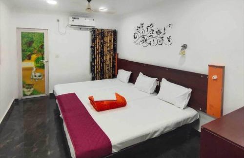 Sea View Ward Hotel | SPOT ON Mughal Beach Resort