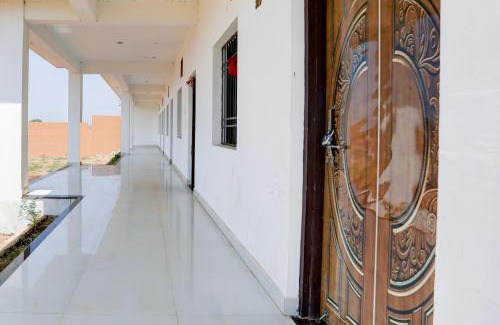 Rajim Hotel | SPOT ON Nand dhanlakshmi marriage palace
