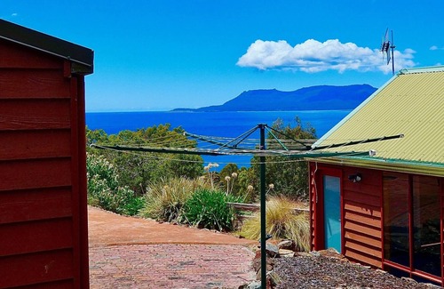 Spring Beach House | Spring Beach Retreat