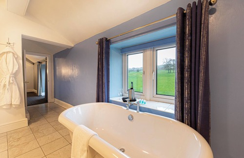Pentre Halkyn Hotel | Springfield Hotel and Restaurant