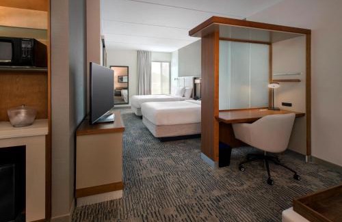 Mount Laurel Hotel | SpringHill Suites by Marriott Mount Laurel