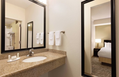 Villages of Palm Beach Lakes Hotel | Springhill Suites by Marriott West Palm Beach