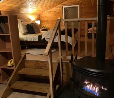 Rydal Apartment | Springmead Rustic Cabin