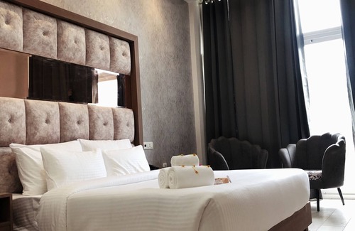 Chachyot Hotel | SPT Clarks Inn Suite Mandi