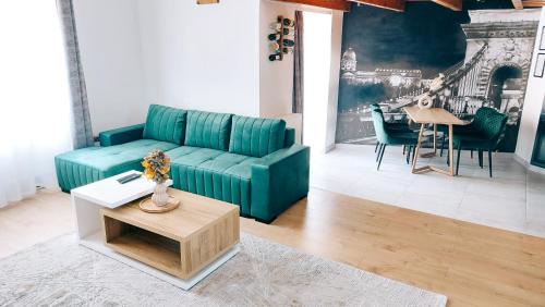 Szombathely Apartment | SQUARE 16 - Absolutely Central Location
