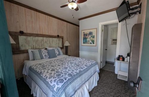 Squaw Valley Hotel | Squaw Valley Motel Room 2