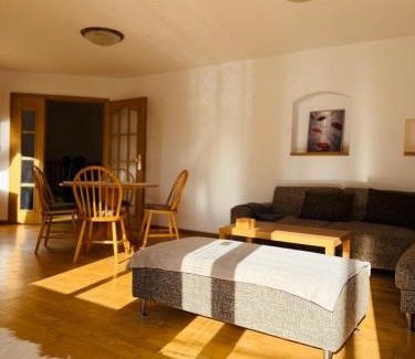 Stara Tura Apartment | Srdce Mesta V Podkroví - slnečný apartmán s balkónom