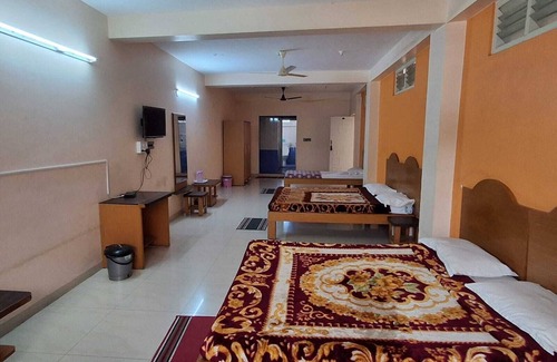 Kushalnagar Cabin | Sri Vinayaka Lodge