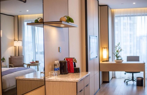 Lucheng District Hotel | SSAW Boutique Hotel Wenzhou Jiushan Lake