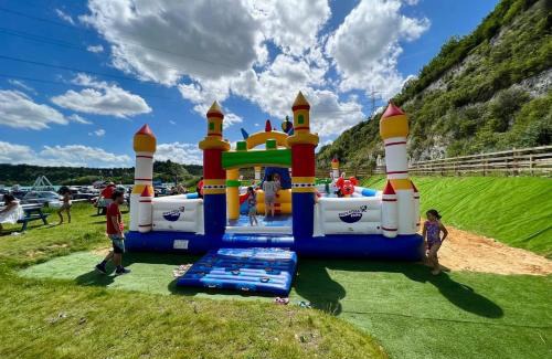 Weybridge Resort | St Andrews Lakes