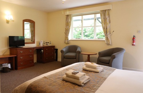 Woking Cabin | St George's Lodge