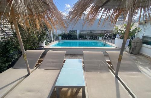 Il-Balluta Apartment | St Julians Luxurious Penthouse with POOL Enjoying Distant SEAVIEWS