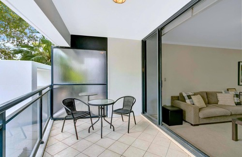 St. Leonards Apartment | St Leonards- HERB1 - Herbert Street - Stylish 1BR with Balcony Parking in the Heart of St Leonards