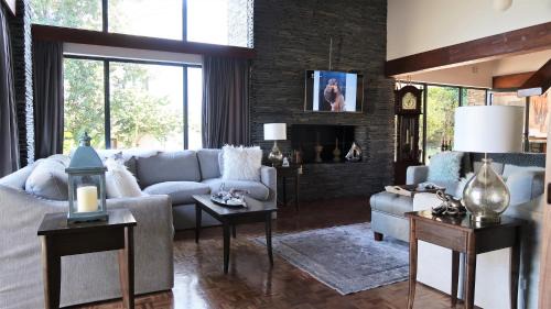 St. Lucia House | St Lucia Hilltop Guest House