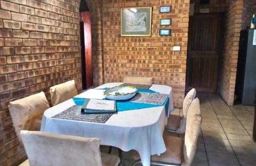 St. Lucia Ski Chalet | St Lucia Wilds