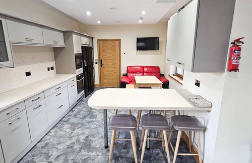 MacMerry Bed & Breakfast | St Martins Guest House - Room 1