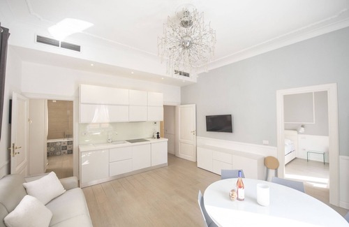 Rione XIV Borgo Apartment | St. Peter Beautiful 2BR Apartment