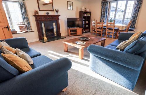 Milnthorpe House | St Peters Cottage