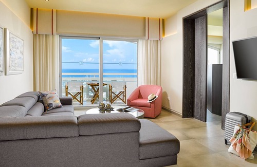 Limassol Hotel | St Raphael Resort