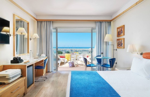Limassol Hotel | St Raphael Resort