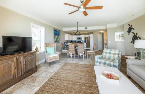 Saint Simons Island House | St. Simons Grand #321