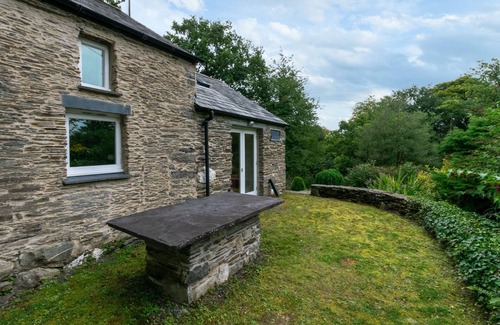 Machynlleth House | Stabal Pant y Lludw - Three Bedroom House, Sleeps 6