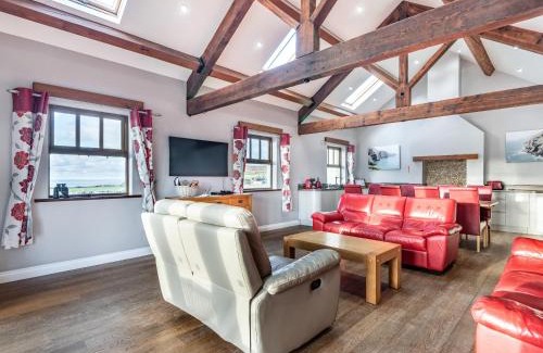 Holyhead House | Stack View Cottage