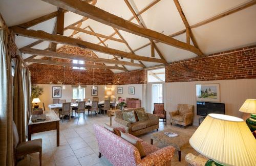 Toft Monks House | Stackyard Lodge - enchanting 18th Century converted barn in the Waveney Valley