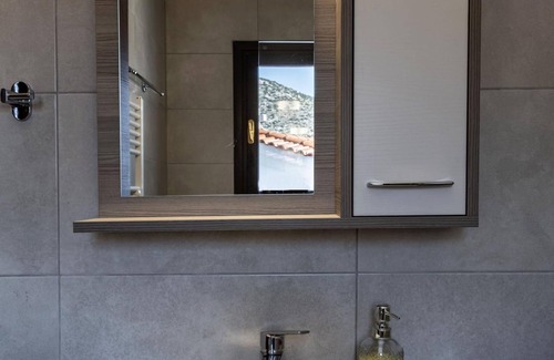 Volos Apartment | Stagiates Guest House Room 1