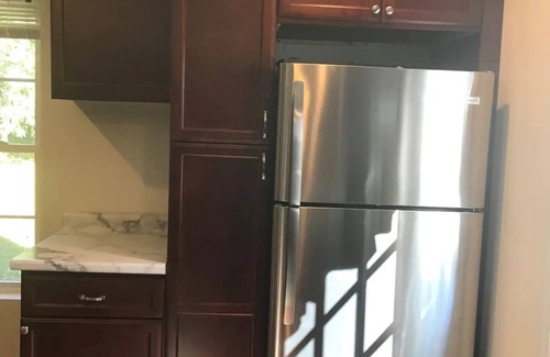 Stamford Apartment | Stamford CT Guest Suite. Spacious, private home for visiting family & friends