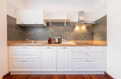 Poggio dei Pini Apartment | Standard Double Room in Villa Pilato