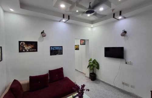 Hauz Khas Apartment | Star Heritage Recedency 2