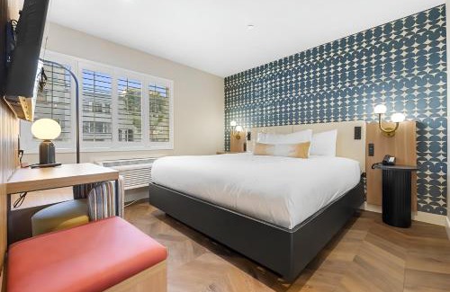Cow Hollow Hotel | Star Motel