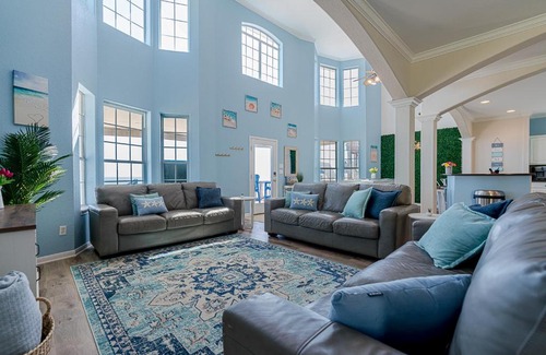 Surfside Beach House | Starfish Swim-up Beachfront on spacious car-free beach