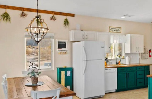 Twentynine Palms House | Stargazing Desert Paradise