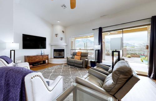 Catalina Shadows Estates House | Starmist Mountain View