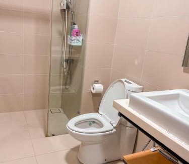 Masai Apartment | Starry x 4 pax Studio Room FREE Netflix and wifi