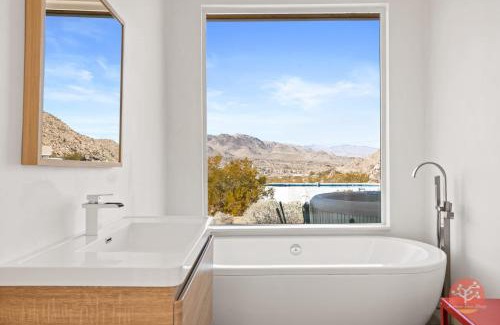 Joshua Tree House | Stars on the Rocks - Pool, HotTub, FirePit, Boulders!
