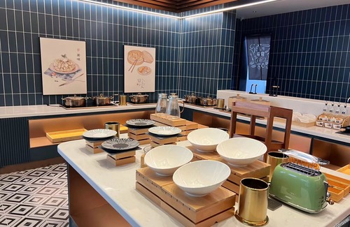 Yanhu District Hotel | Starway Hotel Yuncheng Taoshan Street