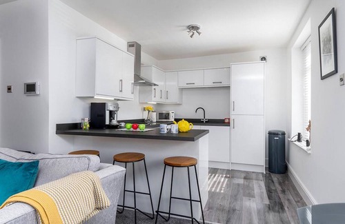 Deganwy Cottage | Station Approach - Two Bedroom Cottage, Sleeps 4