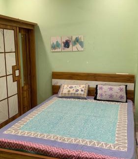 Pune Bed & Breakfast | Stay 5 Mins from Pune Airport