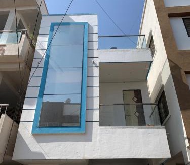 Pune Bed & Breakfast | Stay 5 Mins from Pune Airport