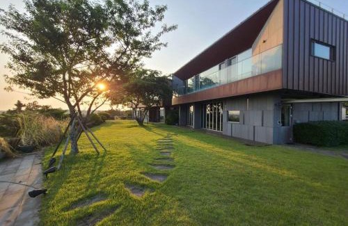 Andeok House | Stay Gyeop - 겹 - 산방산, 최강오션뷰, 귤밭, 돌담, 화순해수욕장, 화순해변, 프라이빗정원